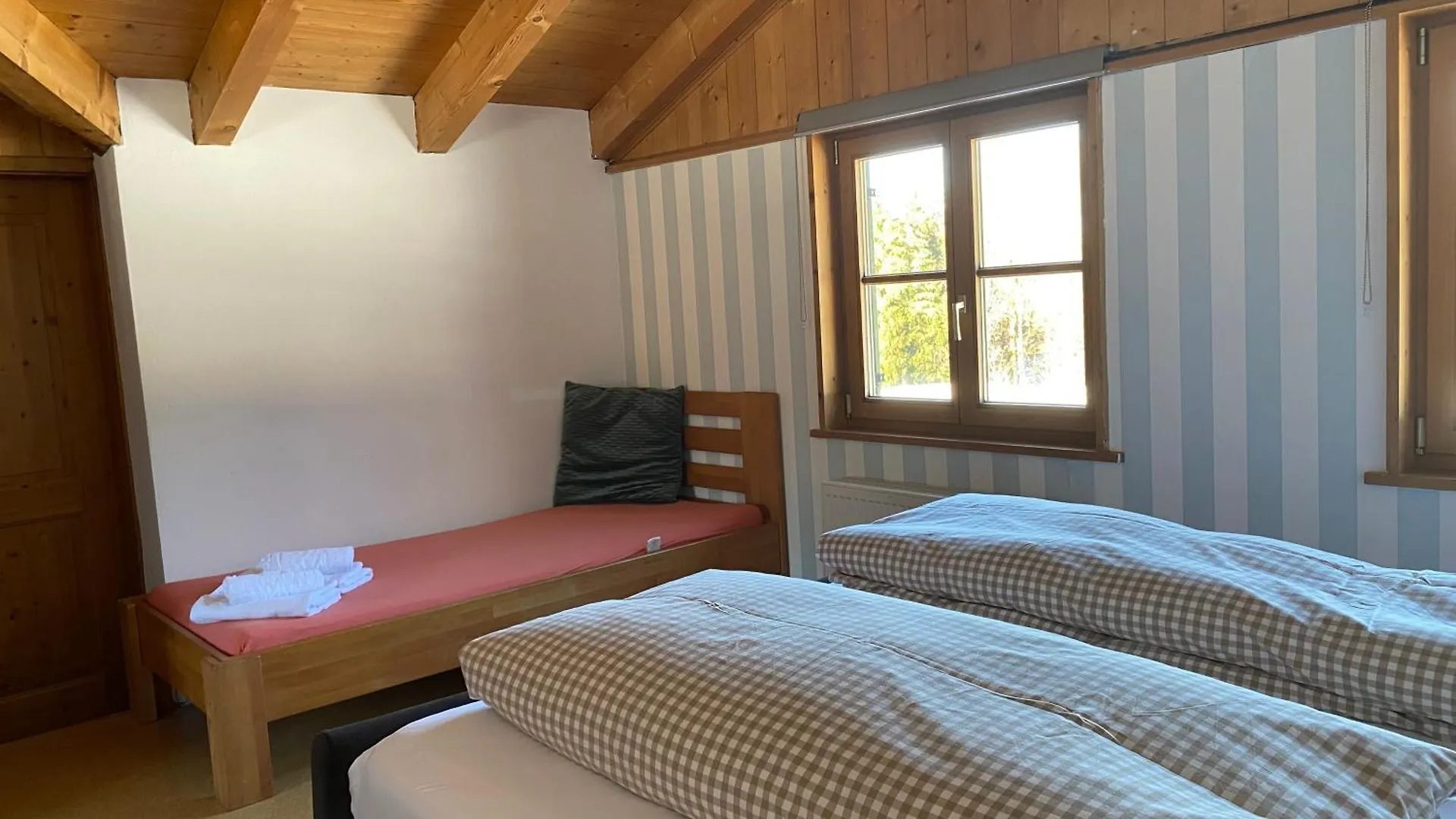 Family-Place-Mountain View-Fireplace-8 P. Lenggries Holiday home